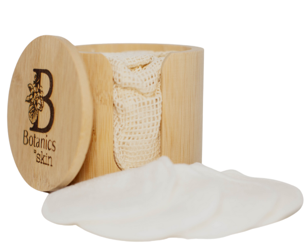 bamboo cotton pads with pot and washbag